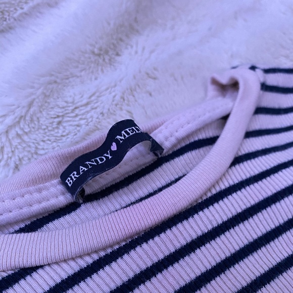 Brandy Melville long sleeve - Picture 2 of 3